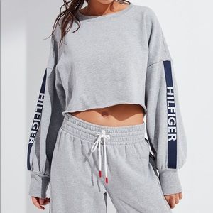 Tommy Hilfiger Cropped Hoodie